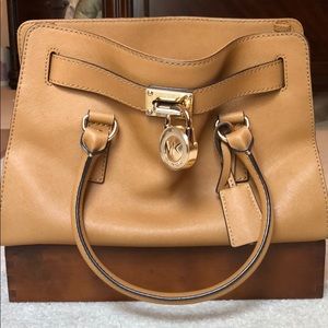 Michael Kors light brown handbag
